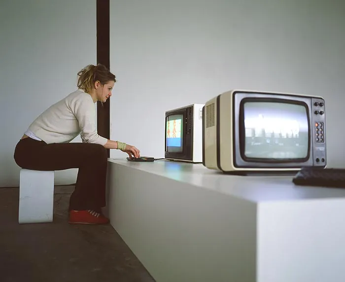 Install.exe im Büro Friedrich, Berlin – Ansicht 4
