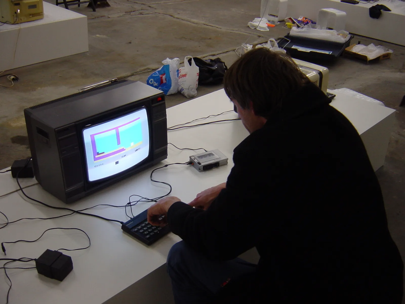Install.exe im Büro Friedrich, Berlin – Ansicht 15